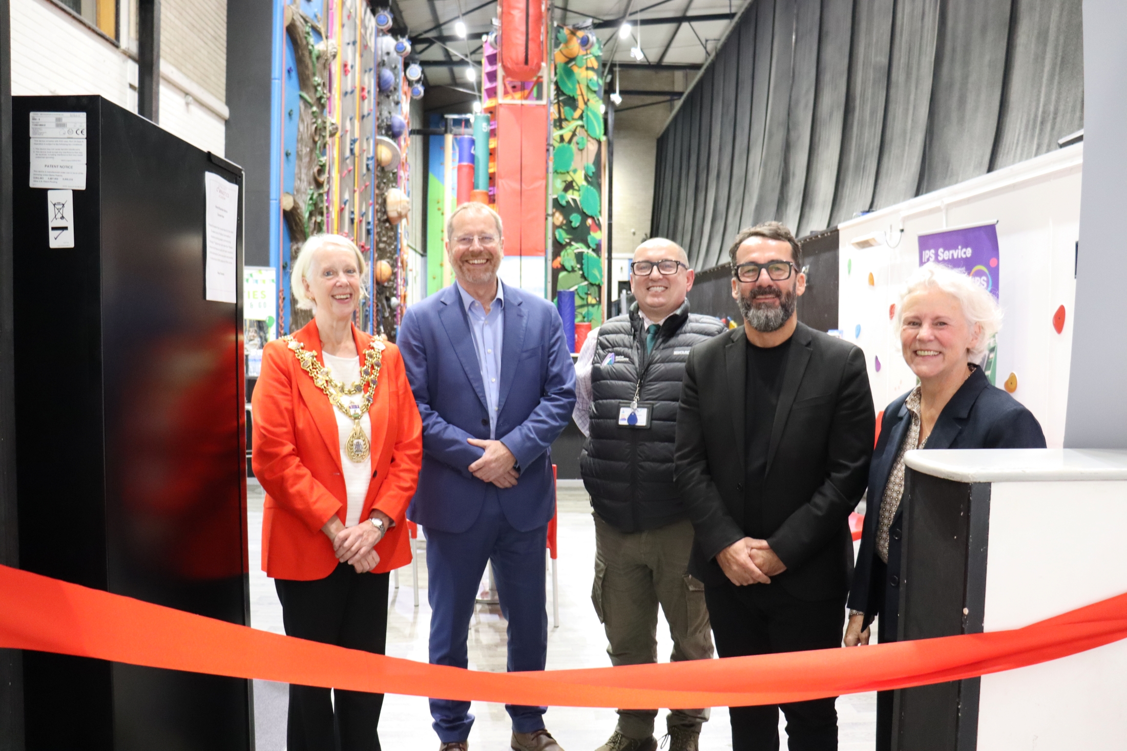 Youth Hub Ribbon